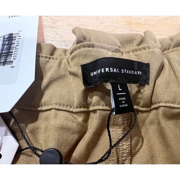Universal Standard Tan Shorts NWT - Picture 12 of 16